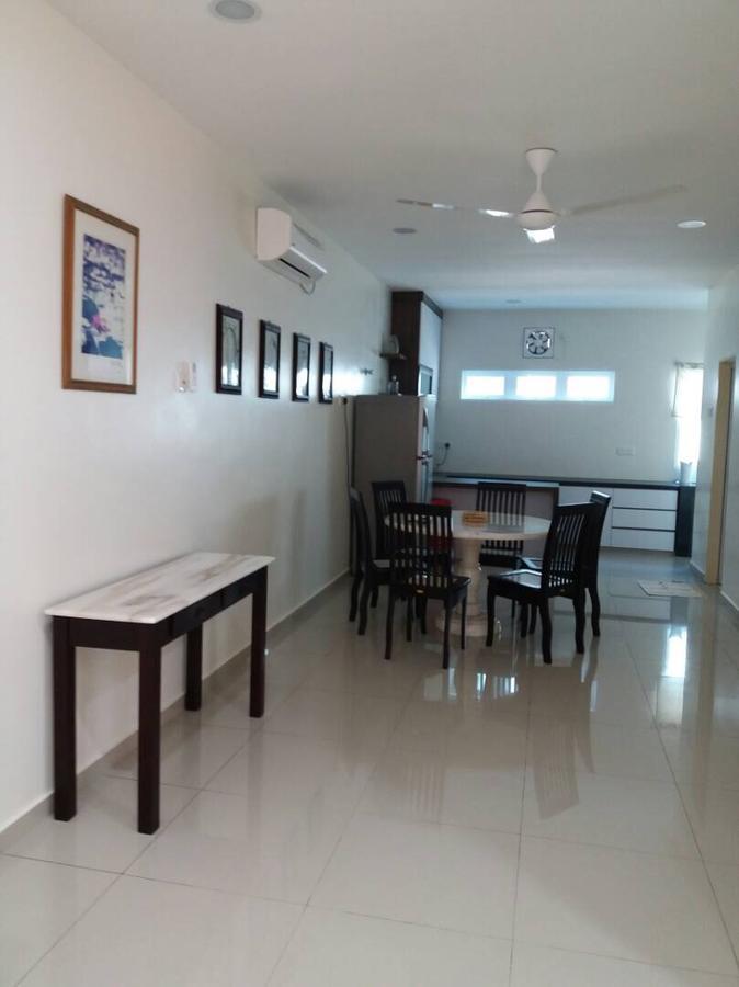 Pangkor Holiday Home Pekan Pangkor ภายนอก รูปภาพ